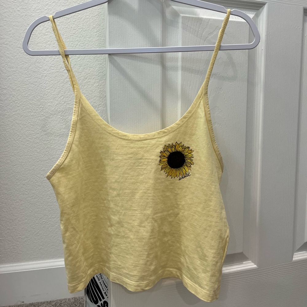 Yellow summer tip